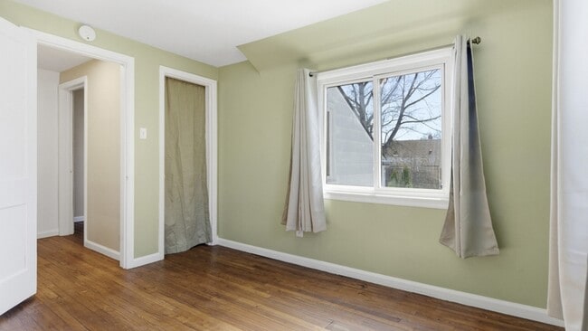 Building Photo - 2116 Michigan Blvd