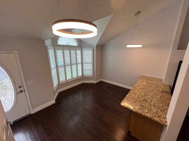 Dining Room - 5577 S Walden Glen Dr