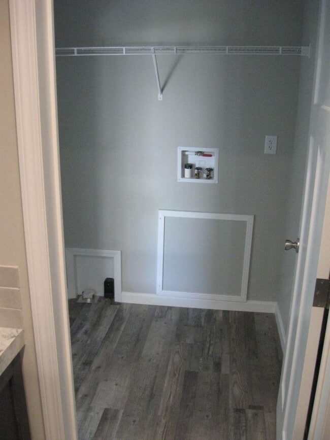 Building Photo - 44 Orange Blossom St