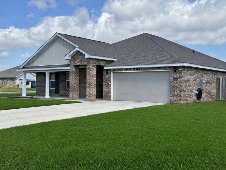 Building Photo - 15340 Leighwood Ln