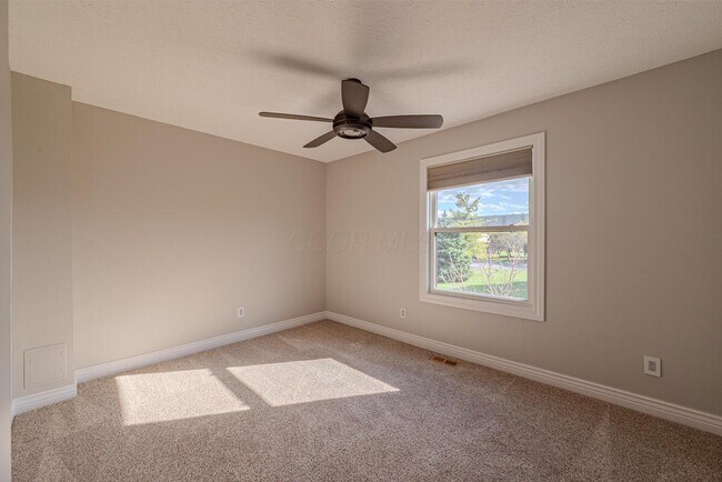 Building Photo - 7630 Alta View Blvd