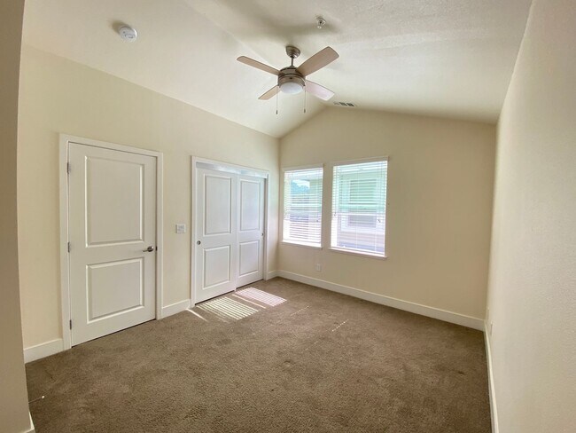 Building Photo - 103 Jacobs Ln