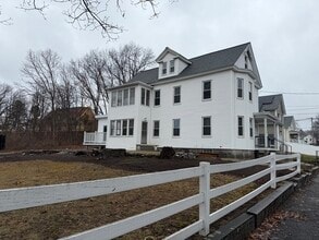 Building Photo - 16-18-18 Mt Pleasant St
