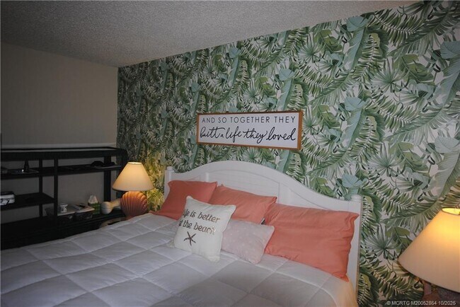 Building Photo - 5333 SE Miles Grant Rd