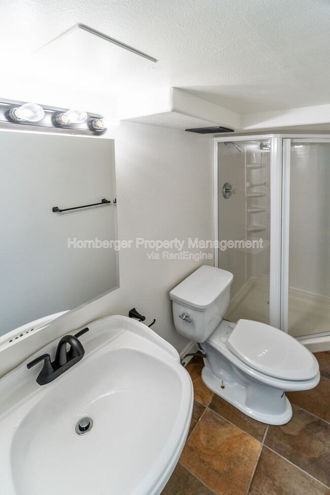 Building Photo - 4614 N Whitehouse St