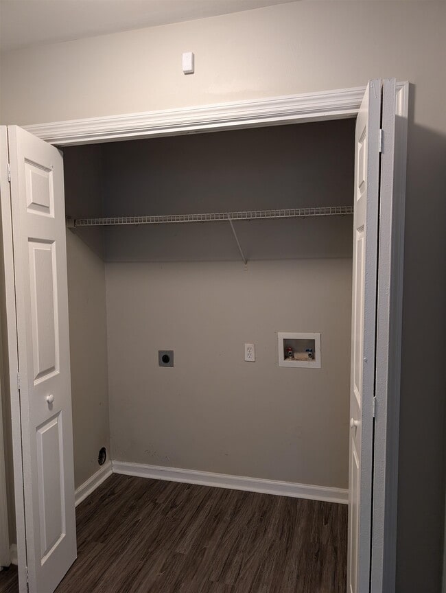 Building Photo - 4262 Augustus Oak Ct