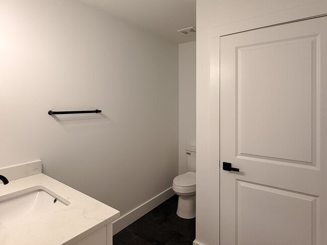 Building Photo - 303 R C Thompson Rd