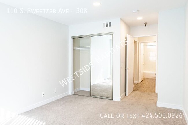 Building Photo - 110 Sweetzer Ave