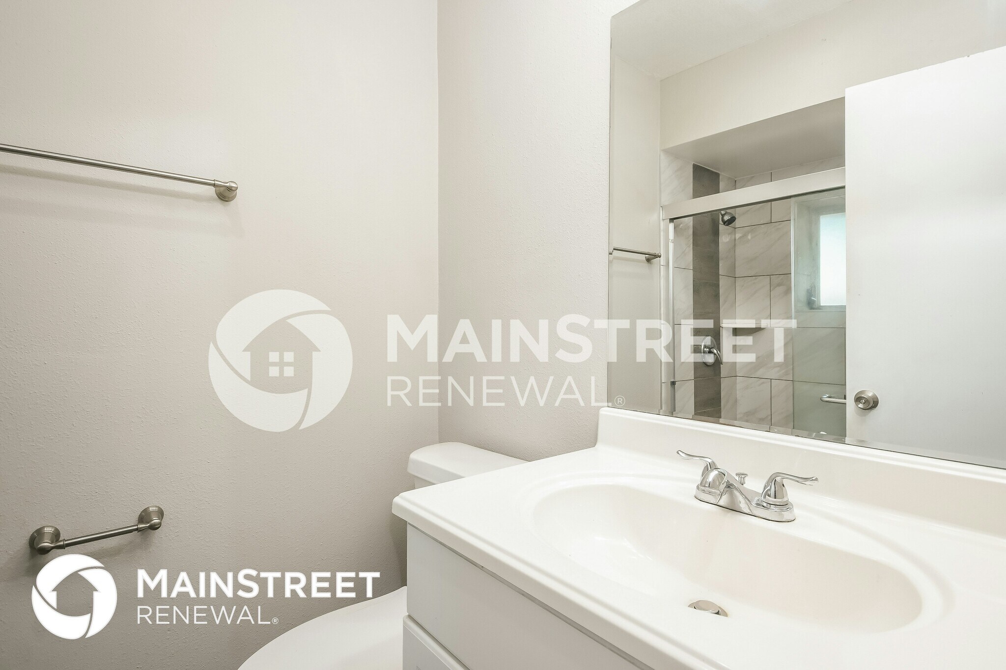 Building Photo - 355 Summerset Dr