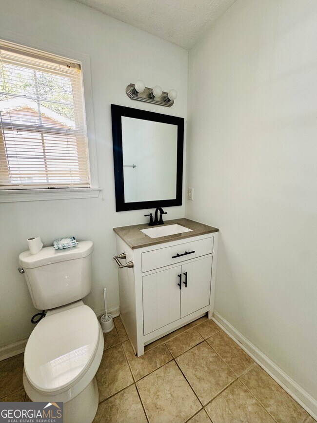 Building Photo - 109 Boxwood Ct