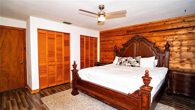 Building Photo - 6108 Lynn Rd