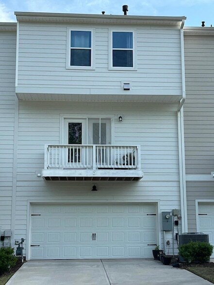 Building Photo - 757 Firebrick Dr
