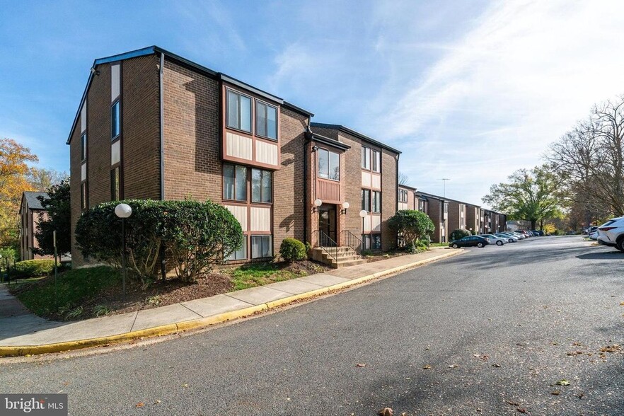 Building Photo - 3107 Buccaneer Ct