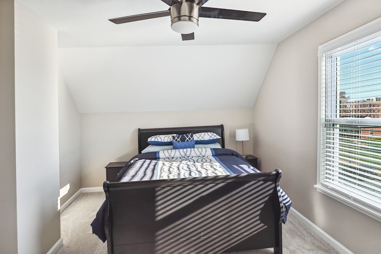 Building Photo - 5641 Cates Ave