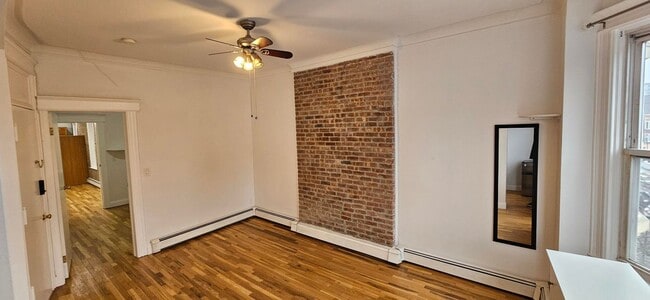 Building Photo - 4110 Park Ave
