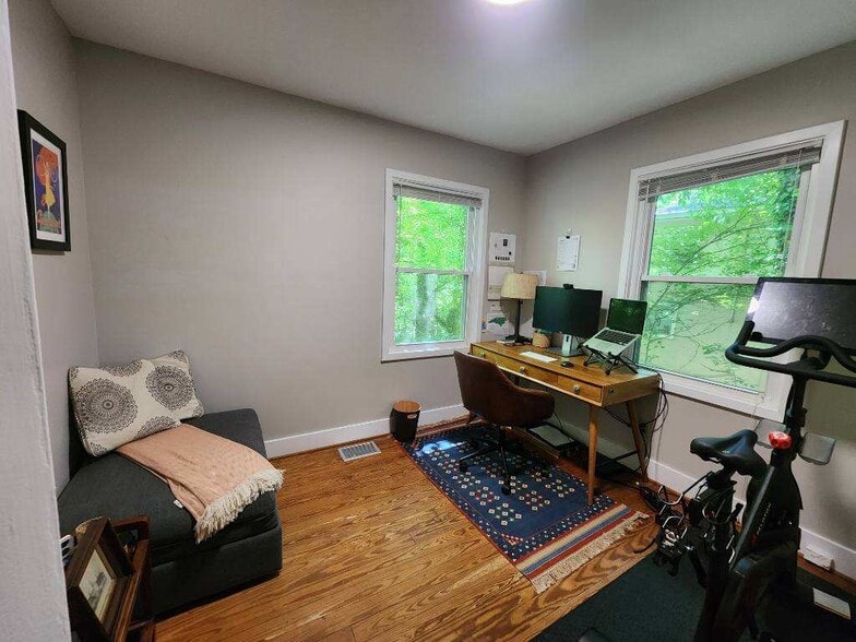 Building Photo - 505 Pine Bluff Trl