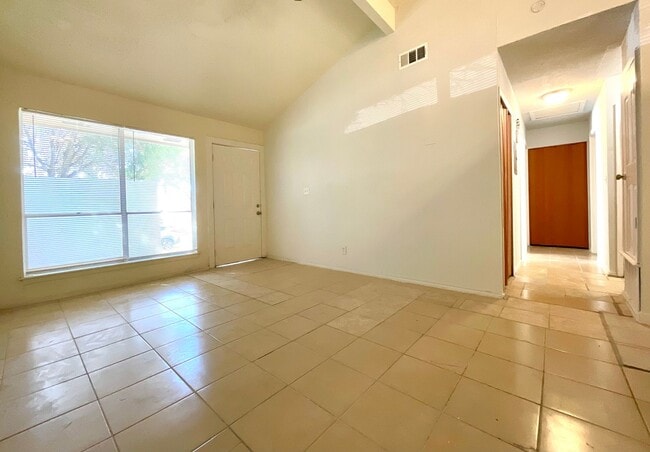 Building Photo - Single-Story Home in Converse – Central Air, Fenced Yard & W/D Connections!
