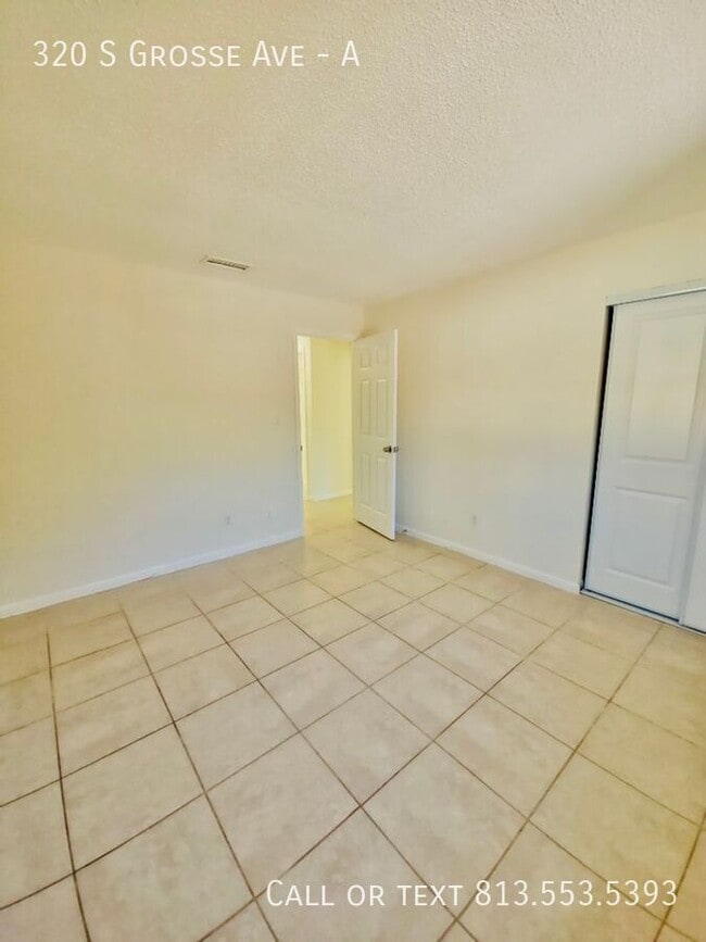 Building Photo - 320 S Grosse Ave