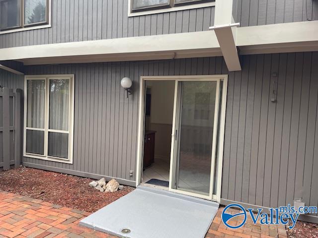 Building Photo - 206 Springvale Cir