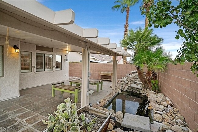 Building Photo - 1813 Puerto Way