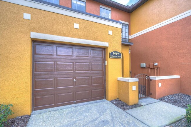 Building Photo - 1019 Tullamore Dr