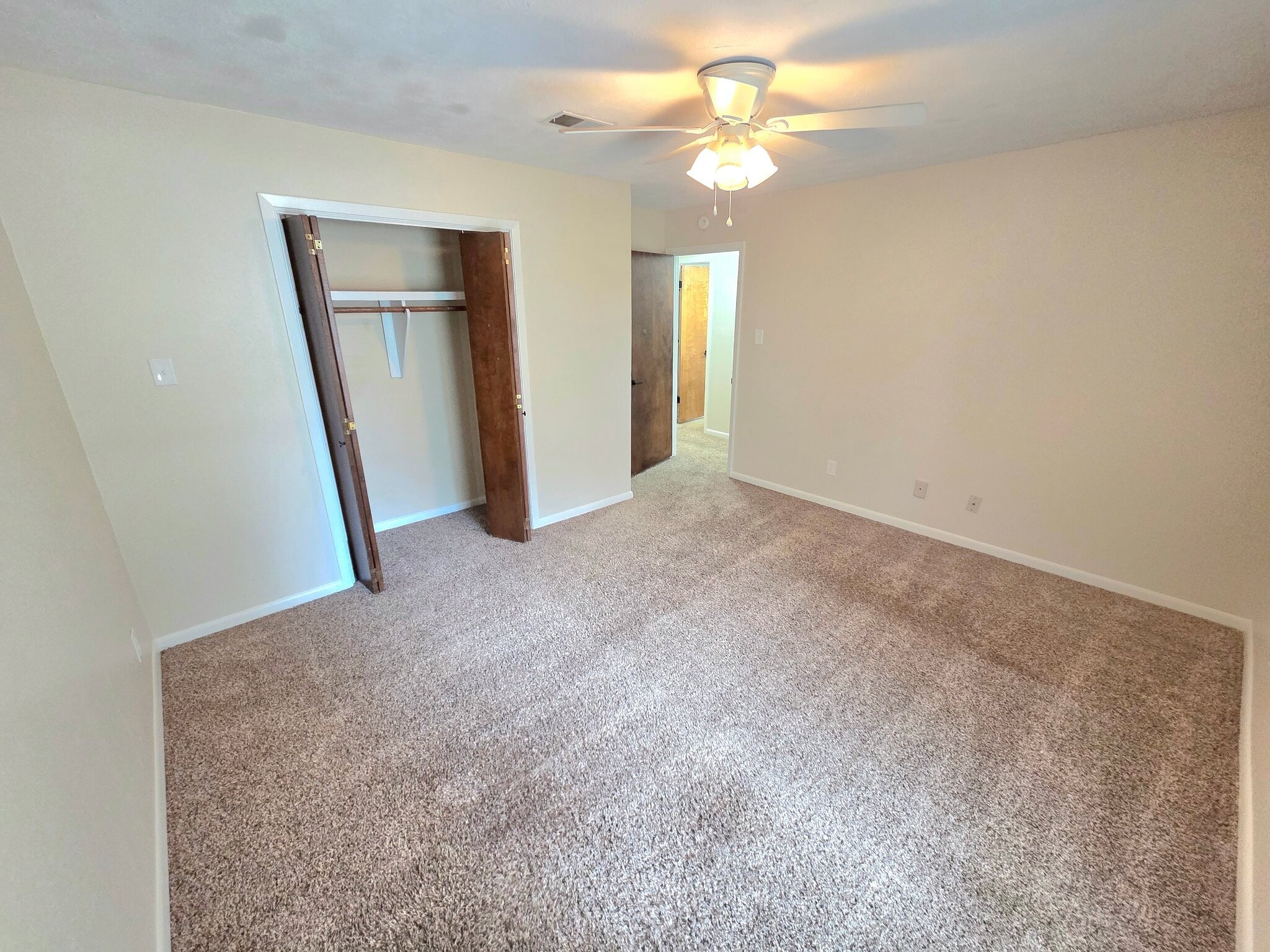 Building Photo - 2702 Apple Creek Cir
