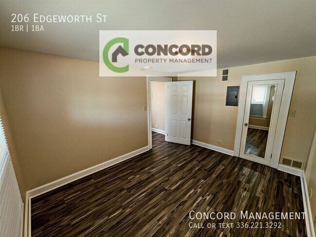 Building Photo - 206 Edgeworth St