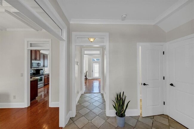 Building Photo - 88 Camden Village Dr