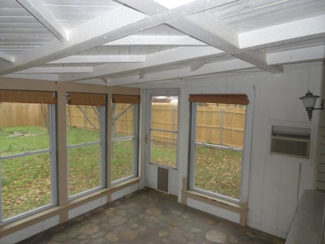 Building Photo - 4029 Longstraw Dr