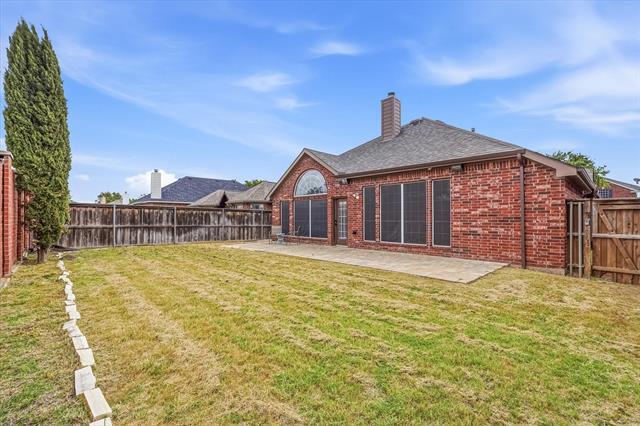 Building Photo - 2661 Redcedar Dr