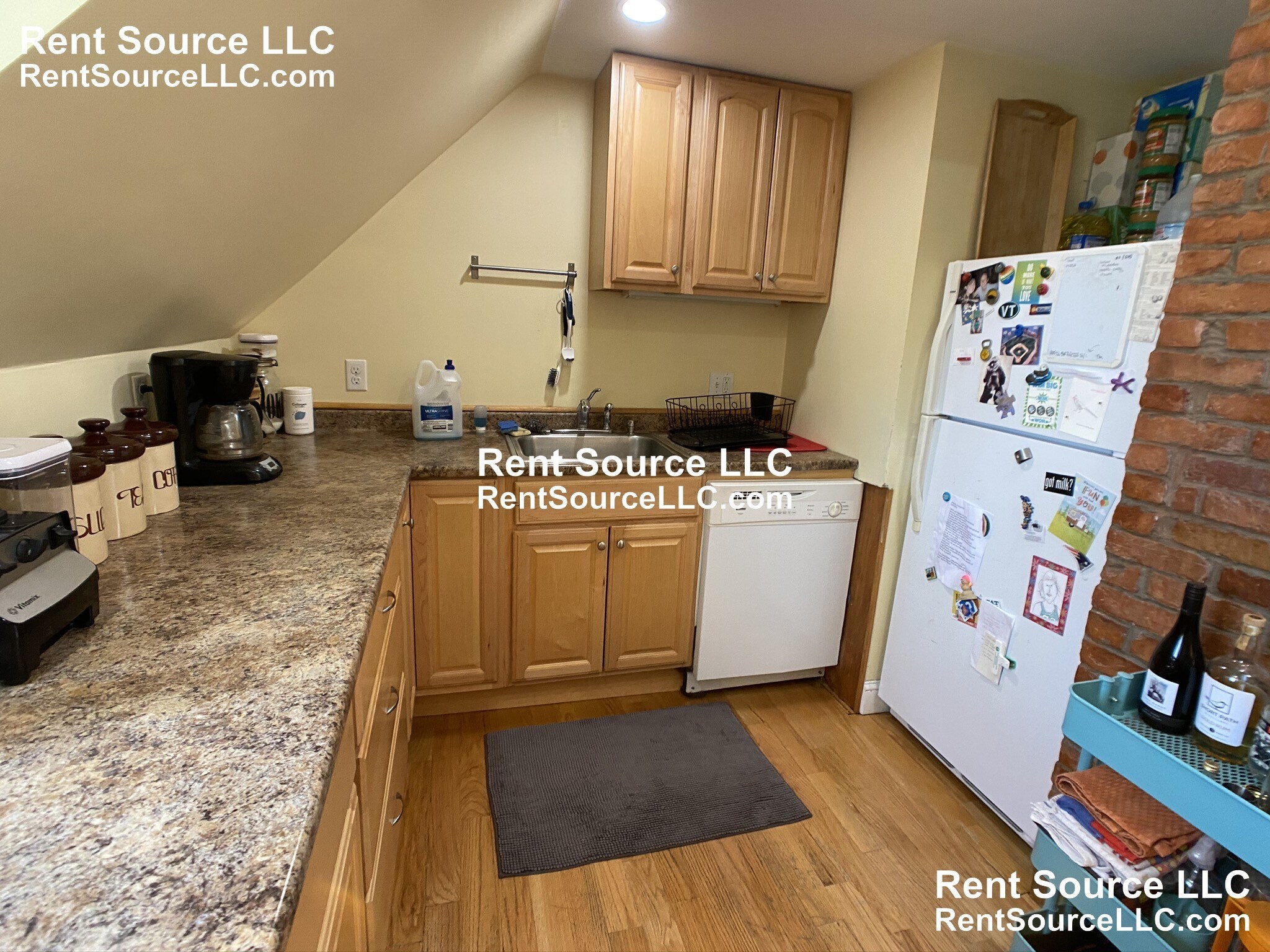 Building Photo - 20 Radcliffe Rd