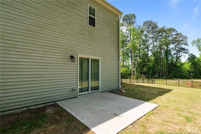 Building Photo - 205 Abercorn Wy
