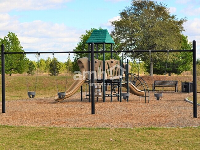 Building Photo - 205 Parkside Blvd