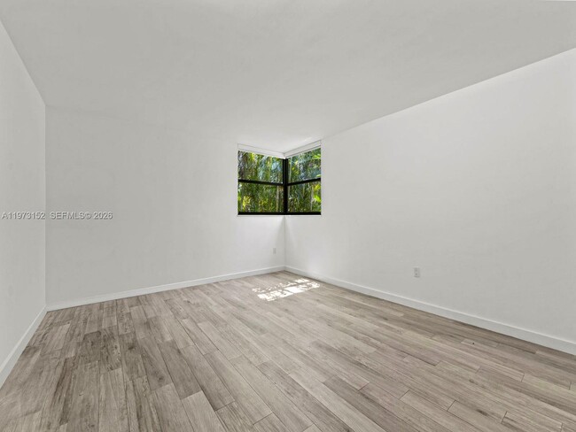 Building Photo - 55 Ocean Ln Dr