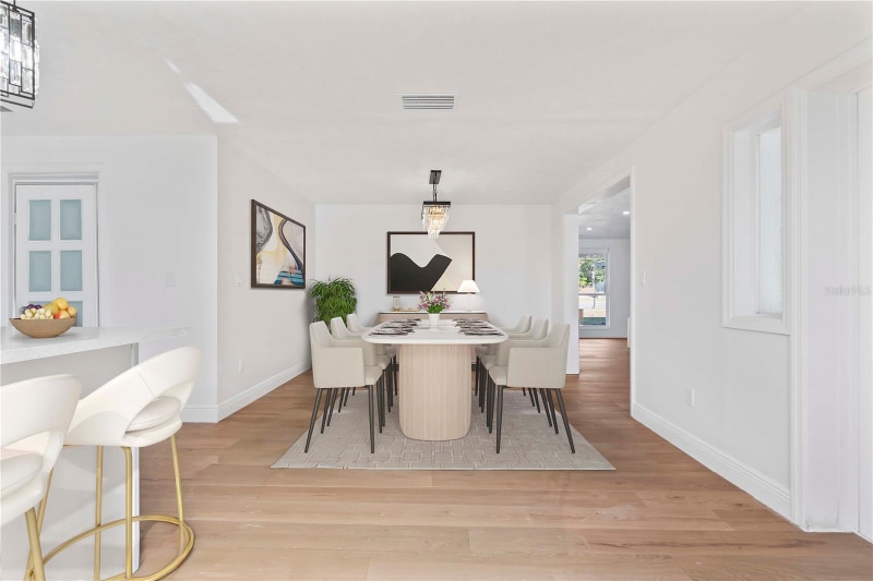 Building Photo - 10072 Northcliffe Blvd