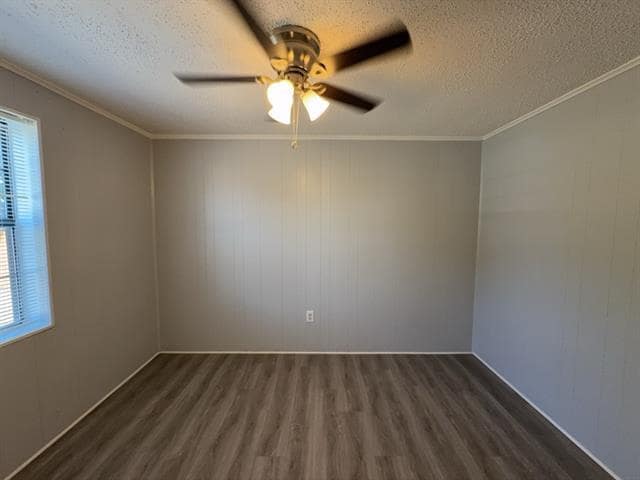 Building Photo - 1611 Voirin Rd