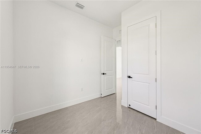 Building Photo - 4402 E 19th St