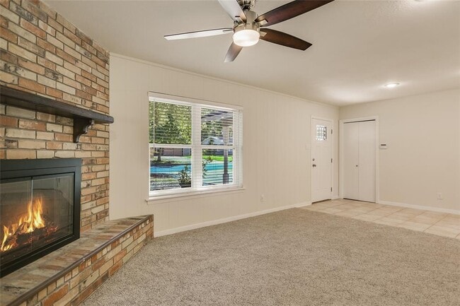 Building Photo - 1300 Clearfield Dr