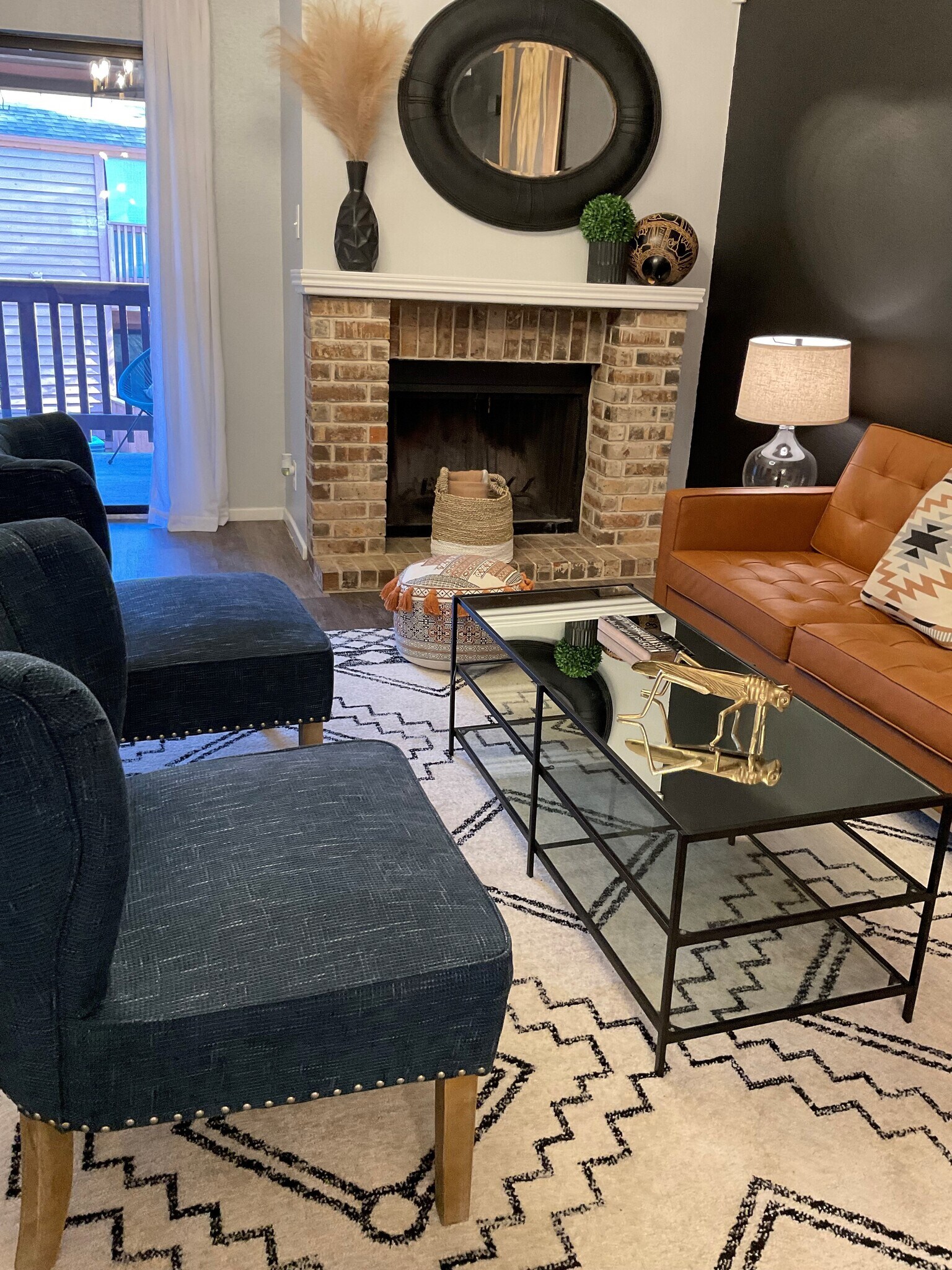 Living Room Fire Place - 13018 Heimer Rd