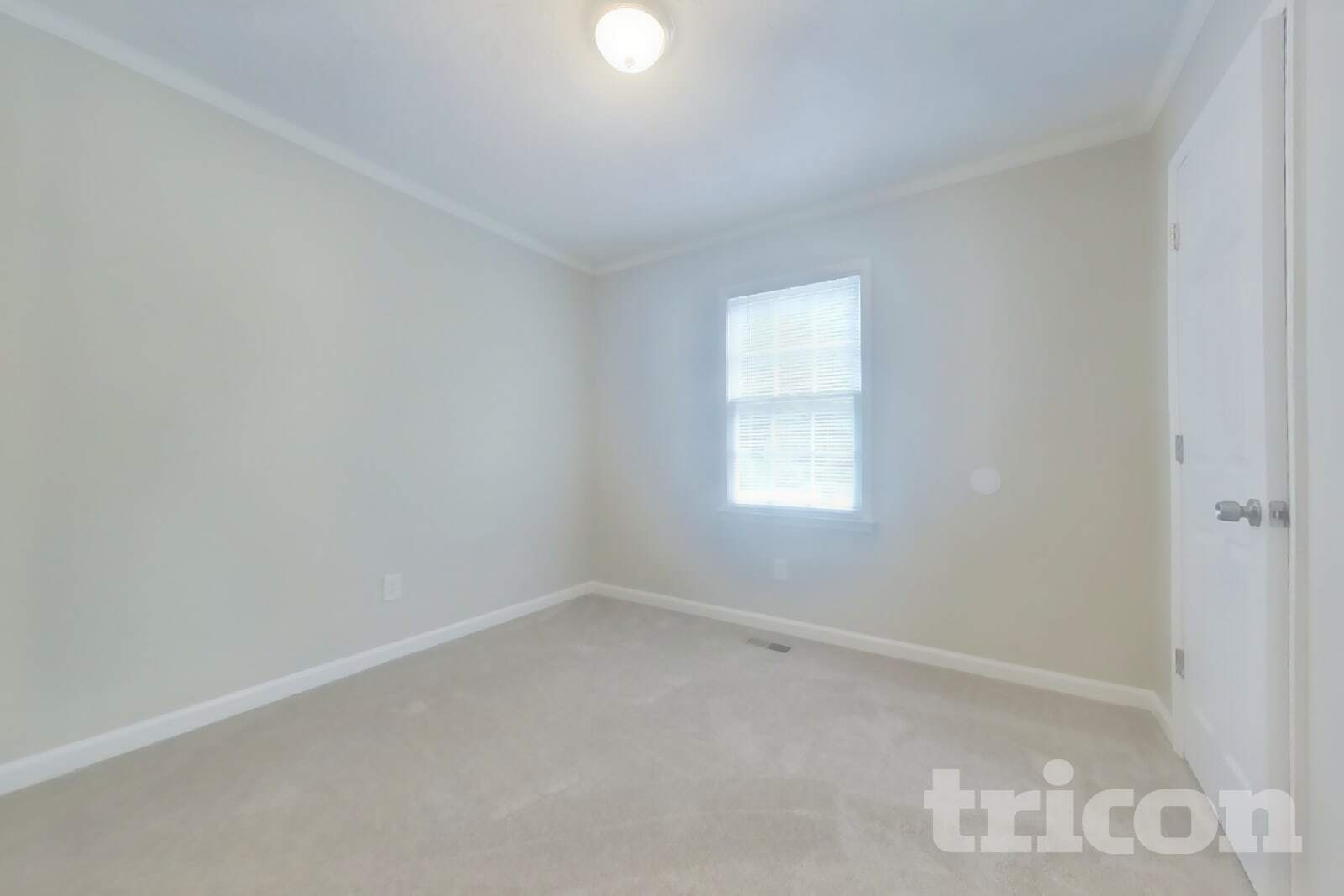 Building Photo - 297 N Briar Ridge