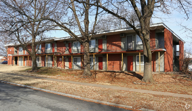 Building Photo - Central Flats