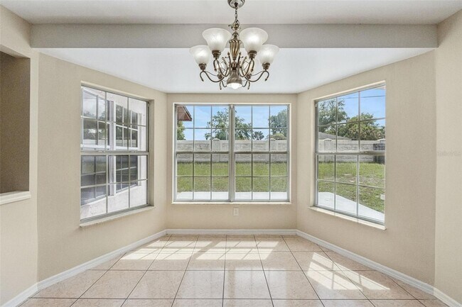Building Photo - 4136 Tall Tree Dr