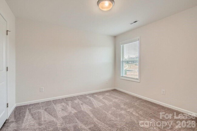 Building Photo - 4463 Dover Ct