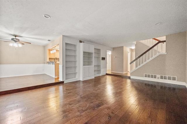 Building Photo - 1417 Earlshire Pl