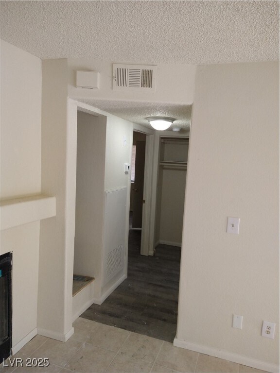 Building Photo - 1608 N Torrey Pines Dr