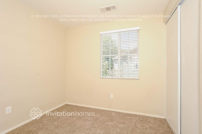 Building Photo - 16730 Nicklaus Dr