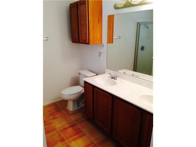 Building Photo - 208 McKennas Cove