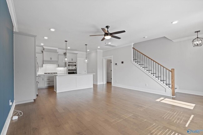 Building Photo - 126 Iberville St