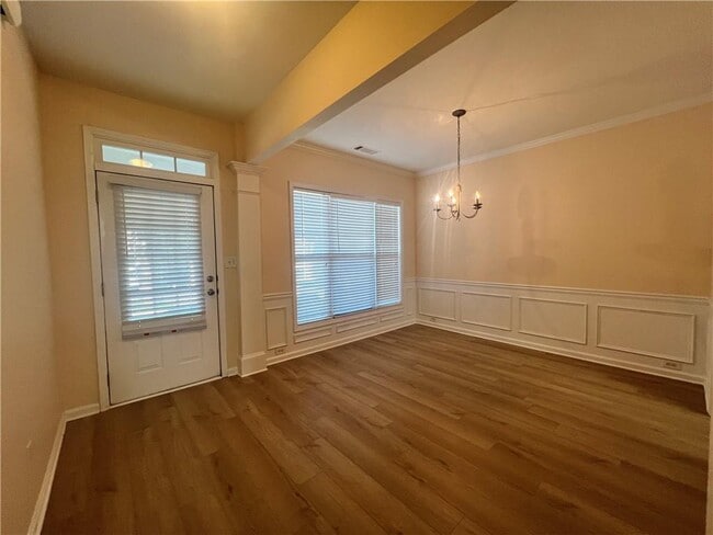 Building Photo - 2233 Worrall Hill Dr