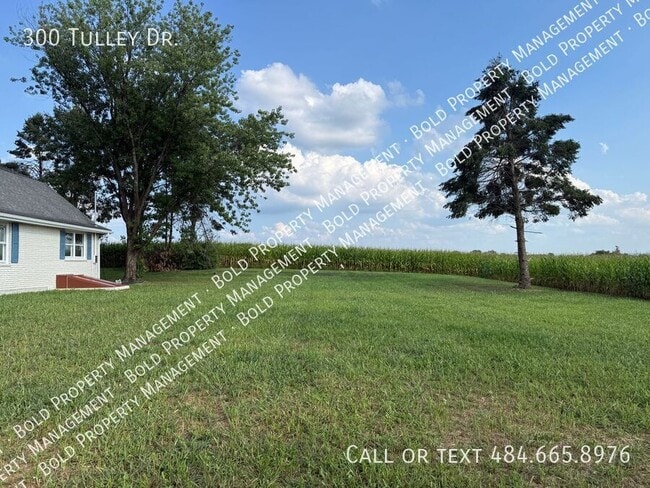 Building Photo - 300 Tulley Dr
